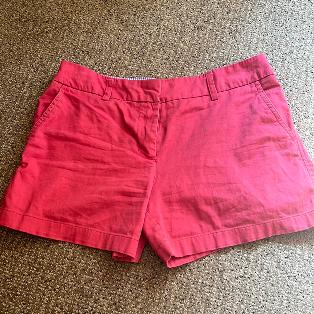 British Khaki Shorts Size 2 In Great Used Condition!